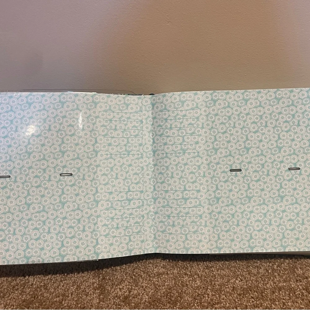 Vera Bradley Deluxe Photo Album in Blue Rhapsody - Picture 2 of 3